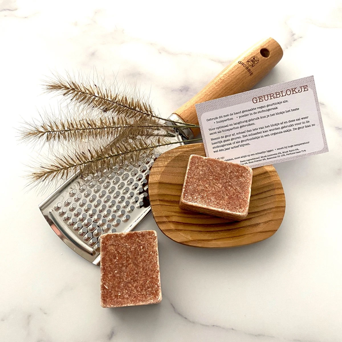 2 Amberblokjes - Geurblokjes - Incl - Schaaltje - Rasp - Organza Zakjes - Geschenkset Vrouwen 4 2 Amberblokjes - Geurblokjes - Incl - Schaaltje - Rasp - Organza Zakjes - Geschenkset Vrouwen - Afbeelding 2