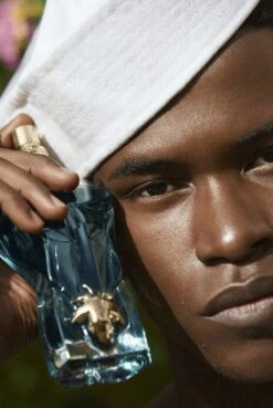 Jean Paul Gaultier Le Beau - 75 Ml - Eau De Toilette Spray - Herenparfum -Parfum Winkel 803x1200 1