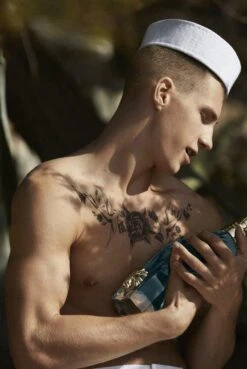 Jean Paul Gaultier Le Beau - 75 Ml - Eau De Toilette Spray - Herenparfum -Parfum Winkel 803x1200 3